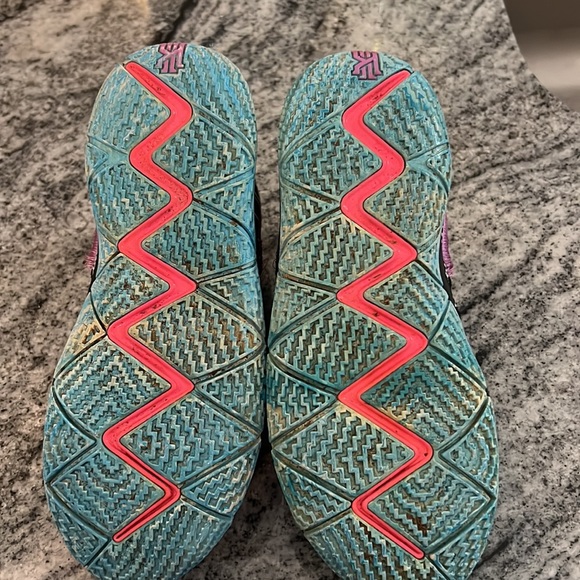 NIKE KYRIE 4 ALL STAR BASKETBALL SNEAKERS SZ 7Y - Picture 5 of 10